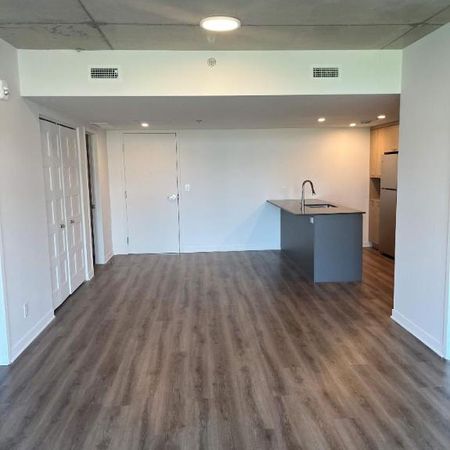 2 CH - 1 SDB - Terrebonne - $2,055 /mo - Photo 3