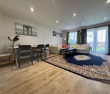 Charlton Park, Brentry, BRISTOL - Photo 2