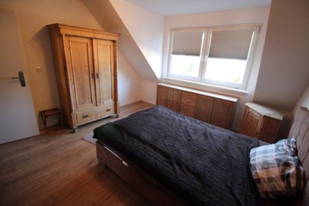 ELSTERNWEG/UNTERRATH 1. OG EINBAUKÜ. LAMINAT SANIERTES DUSCHBAD KOMPLETTES MOBILIAR KOSTENFREI MÖGL. - Foto 4