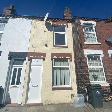 2 bedroom terraced house to rent - Photo 3