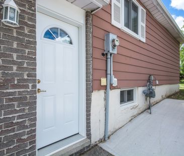 94 Conroy Crescent, Guelph - Photo 5