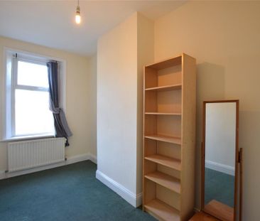 3 bedroom apartment to rent - Photo 3