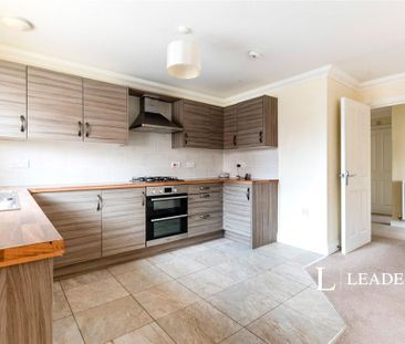 2 bedroom flat to rent - Photo 5