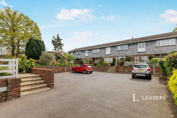 Angas Court, Angas Court, Weybridge, KT13 - Photo 1