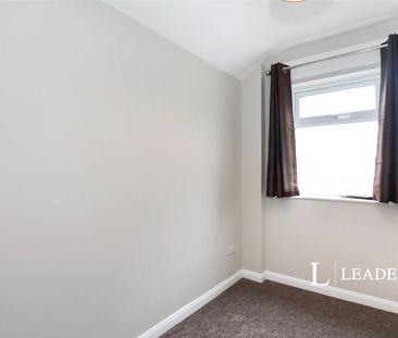 3 bedroom house to rent Flag Lane, CW1 - Photo 4