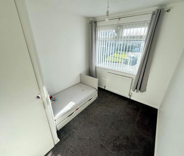 3 bedroom semi-detached house to rent - Photo 6