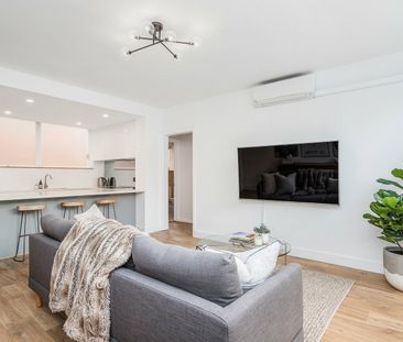 Register To View // Living the sophisticated, modern dream in the h... - Photo 4