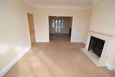 Doncaster Road, Crofton, WF4 - Photo 4