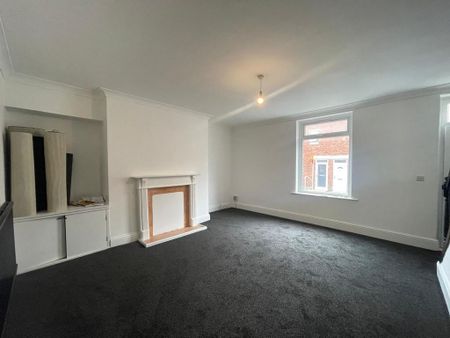 2 bedroom terraced house to rent - Photo 2