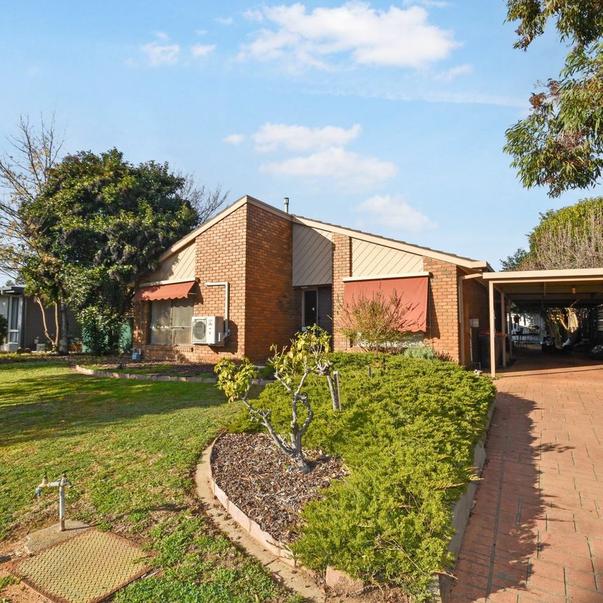 12 Young Ct, Shepparton - Photo 2