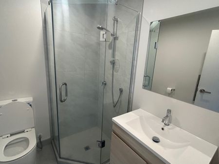 Te Atatu Townhouse! - Photo 4