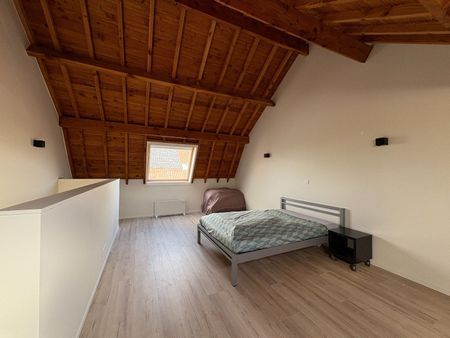 Prachtig gerenoveerde rijwoning met 3 slaapkamers! - Photo 4