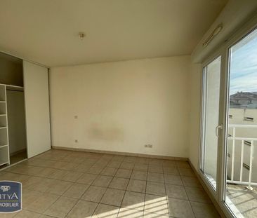 Location Appartement 1 pièce 38m² BEZIERS 34500 - Photo 3