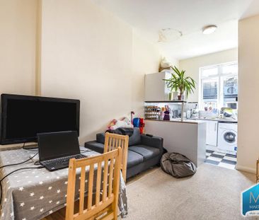 2 bedroom apartment to rent - Photo 6
