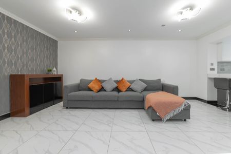 Southwood Close, Worcester Park - Photo 2