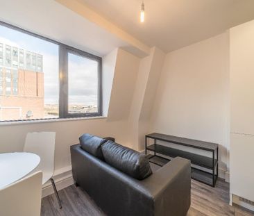 1 bedroom apartment to rent - Photo 2