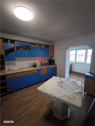 Apartament 3 camere, zona Sensul Vechi - Fotografie 1