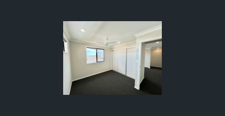 Newly built family home featuring an additional living area! - Photo 2