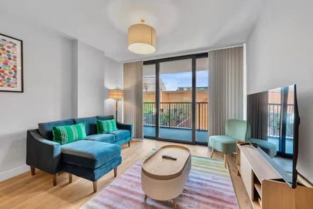 Amity Grove - Photo 4