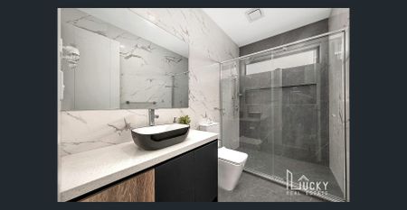 Close To All Amenities!! - Photo 3