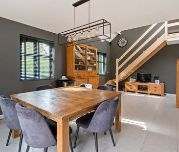 Duplex app. met terras en carport vlakbij het centrum. - Foto 2