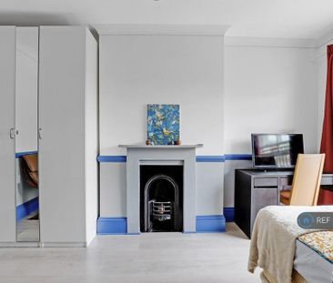 1 bedroom in a flat share to rent - Photo 6