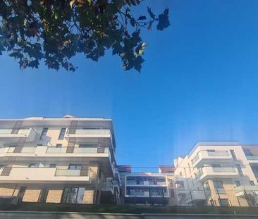 Location Appartement 2 pièces 41m² ST JEAN DE LA RUELLE 45140 - Photo 3