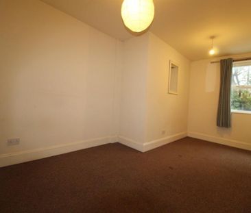 2 Bedroom Apartment To Let - Photo 3