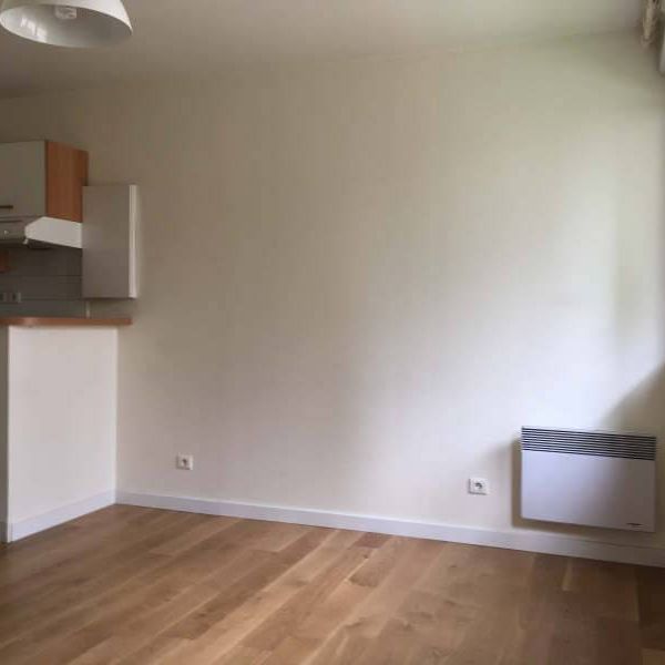 Beau studio en location de 19,94m², situé rue du Champ des Oiseaux à Bois-Guillaume, 432€ charges comprises - Photo 1