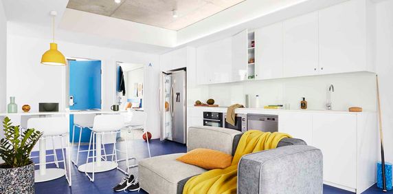 5 Bedroom Shared Bathroom, Double Bed - Photo 2