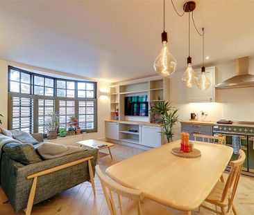 3 bedroom end of terrace house to rent - Photo 2