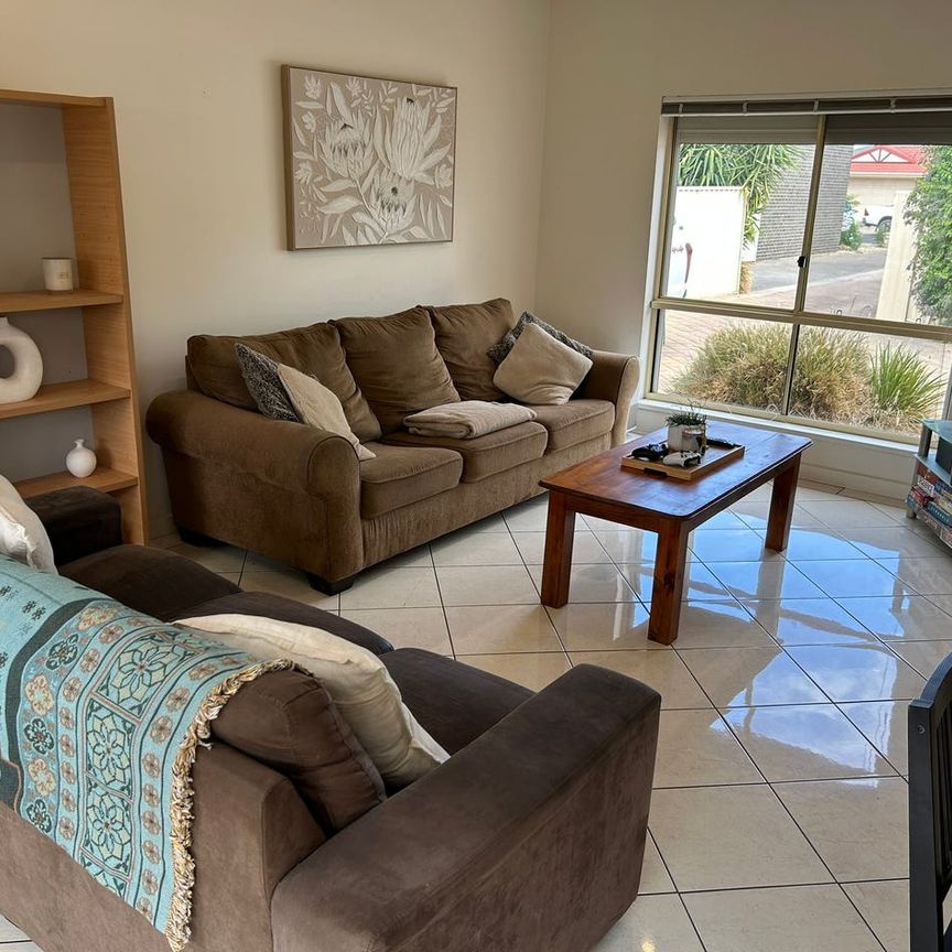 FULLY FURNISHED HOME - Photo 1