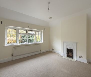 4 bedroom detached house to rent - Photo 2