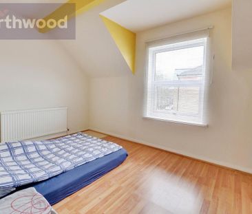 3 bedroom end of terrace house to rent - Photo 5