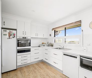 99 Becker Road, Forster NSW 2428 - House For Rent | Domain - Photo 6