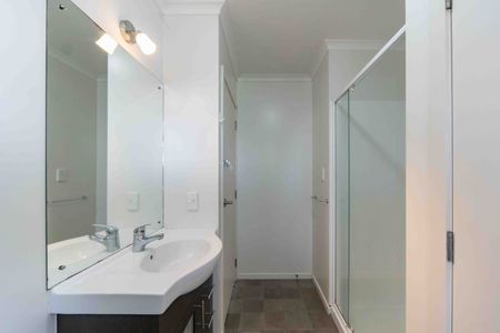 Modern 2-Bedroom Brick Townhouse in Frankton - Photo 5