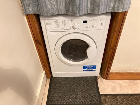 Room in a Shared House, Very Near Craven Avenue Area, W5 - Photo 5