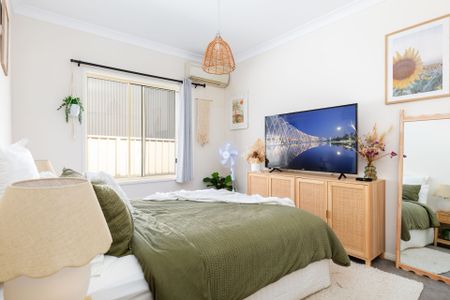 Neat, Brick Family Home - Photo 5