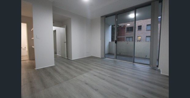 CENTRALLY LOCATED. - Photo 1