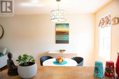 1159 MCDOWELL CRESCENT - Photo 5