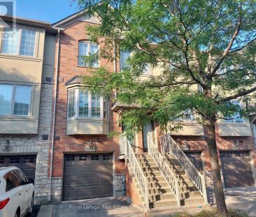 688 ROWLEY COMMON - Photo 1