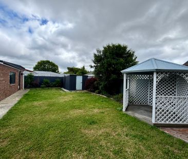 6 Strathfield Ave - Photo 2