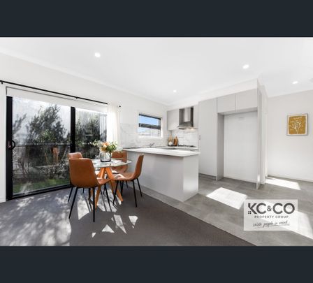 4/13 Burrows Avenue, Dandenong, Vic 3175 - Photo 1