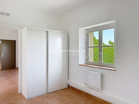 Appartement t2 en 1er étage Berre L'étang, - Photo 4