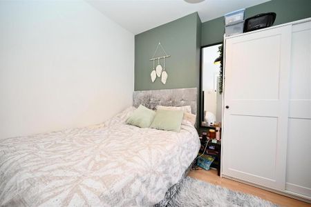 8 Olympia Street, Belfast, BT12 6NJ - Photo 4