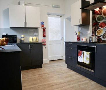 7 bedroom house to rent - Photo 4