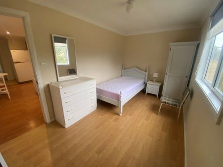 2 BEDROOM COTTAGE IN COBARGO - Photo 2