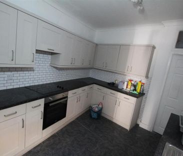 2 bedroom house to rent - Photo 3