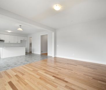 For Lease - 7 Walters Street, Kawartha Lakes, Ontario - Photo 4