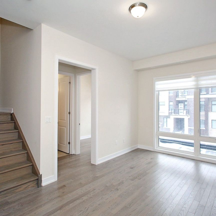 For Lease - 3057 Welsman Gardens, Oakville, Ontario - Photo 1